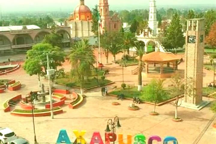 Mia, 27 — Escort in Axapusco, Mexico