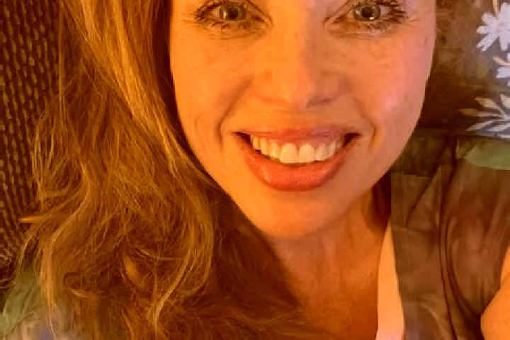 Mia, 27 — Escort in Claypool Hill, United States