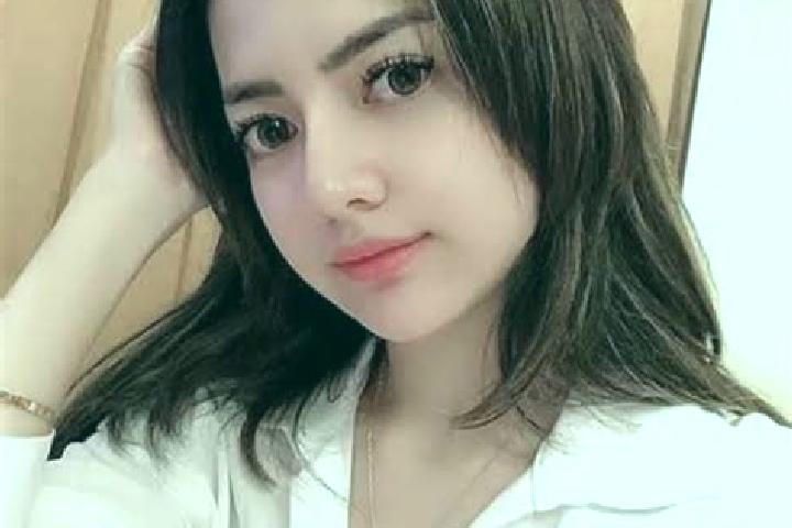 Mia, 27 — Escort in Leutubung Satu, Indonesia