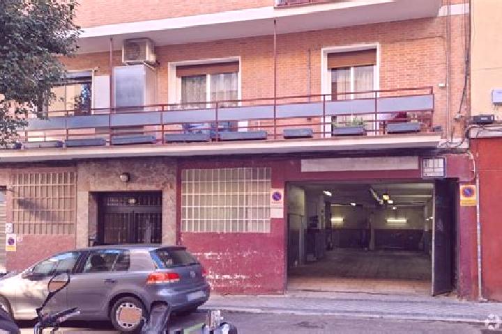 Mia, 27 — Escort in Matamala de Almazan, Spain