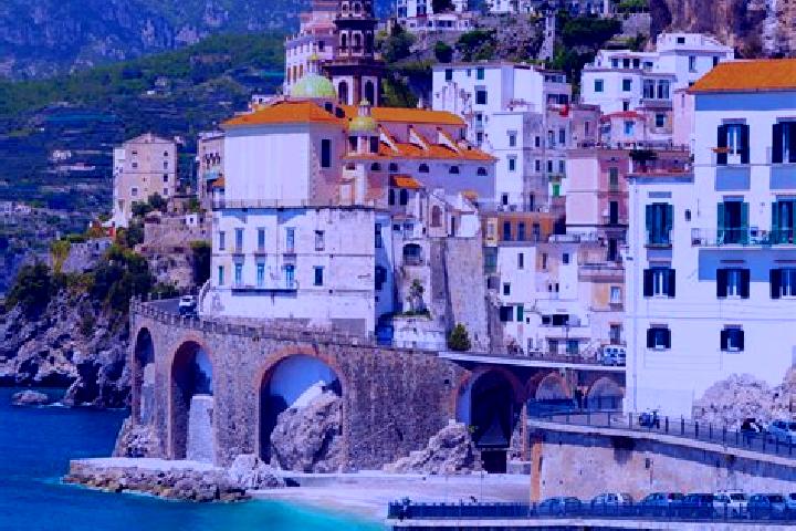 Mia, 27 — Escort in Pertina, Italy