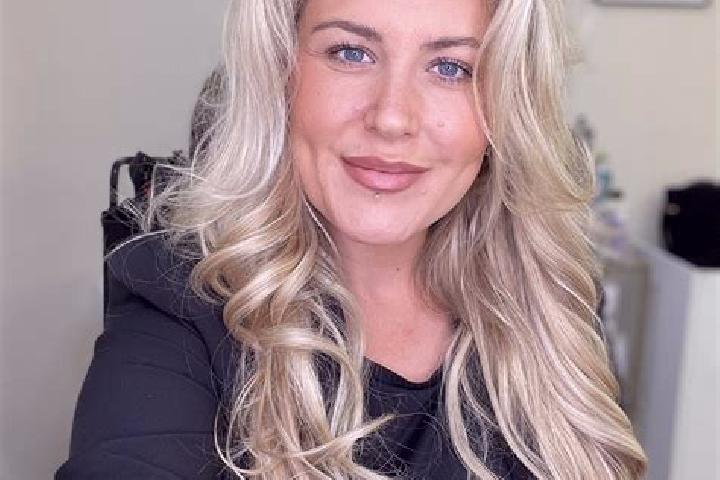 Mia, 27 — Escort in Raunds, United Kingdom
