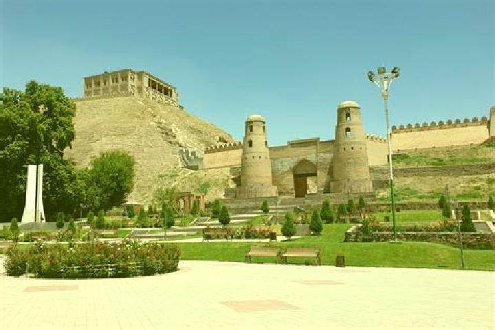 Mia, 27 — Escort in Vahdat, Tajikistan