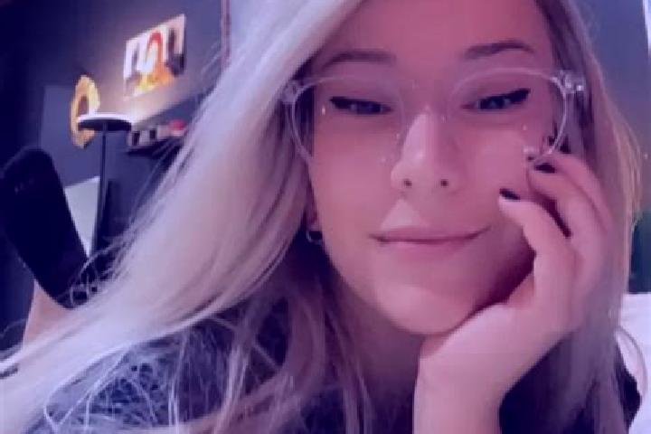 Mia, 28, a blonde dark-eyed indian companion based in Plappeville. Offering Prostate Massage, OWO, Party Girl, CIM. Available for incall and outcall, day and...
