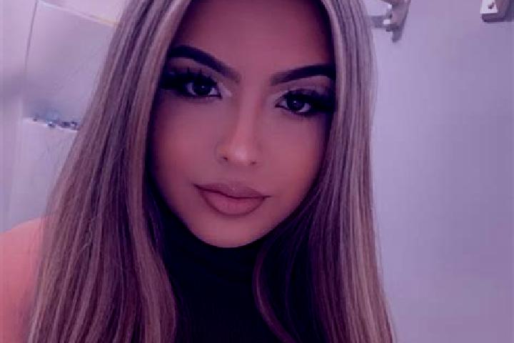 Mia, 28, a blonde grey-eyed latina companion based in Jinli. Offering Duos, BDSM, Erotic Massage, GFE, 69. Available for incall and outcall, day and evening ...