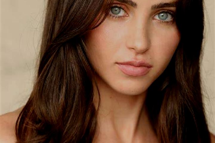 Mia, 28, a brunette amber-eyed latina companion based in Shangjing. Offering 69, Couples, Erotic Massage. Available for incall and outcall, overnight booking...