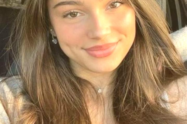 Mia, 28, a brunette hazel-eyed ebony companion based in Abaza. Offering Erotic Massage, Travel Companion, GFE, BDSM. Available for incall and outcall, overni...