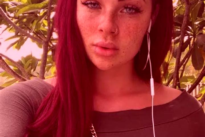 Mia, 28, a red green-eyed mixed companion based in Puerto Baquerizo Moreno. Offering Tantra, Party Girl, Couples, OWO. Available for incall and outcall, day ...
