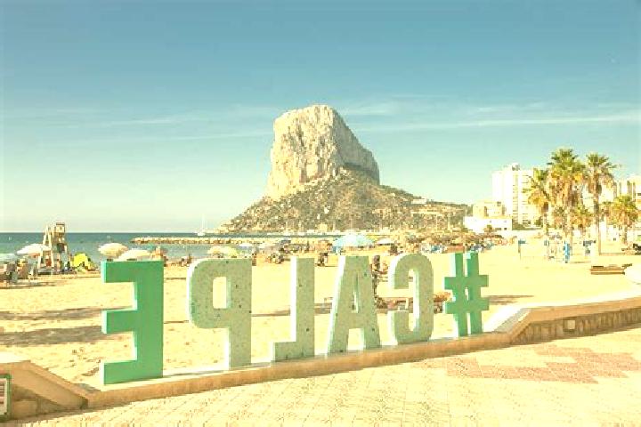Mia, 28 — Escort in Calp, Spain