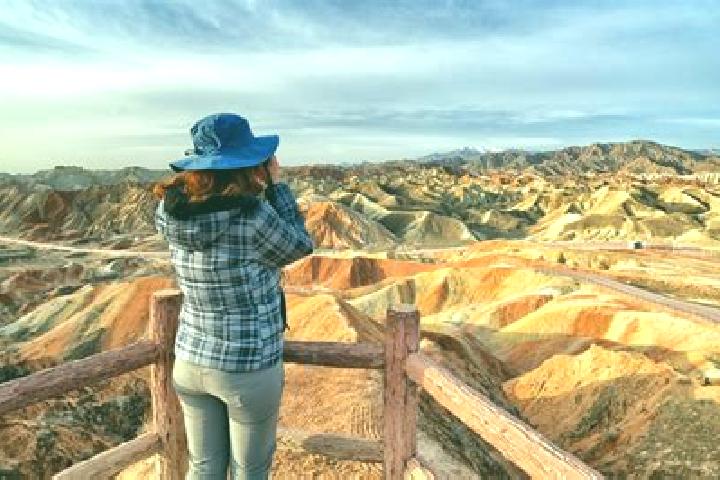 Mia, 28 — Escort in Danxia, China
