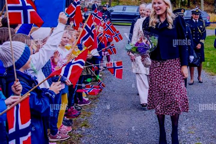 Mia, 28 — Escort in Mysen, Norway