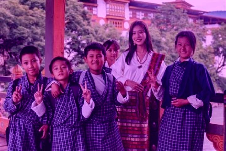 Mia, 28 — Escort in Ura, Bhutan