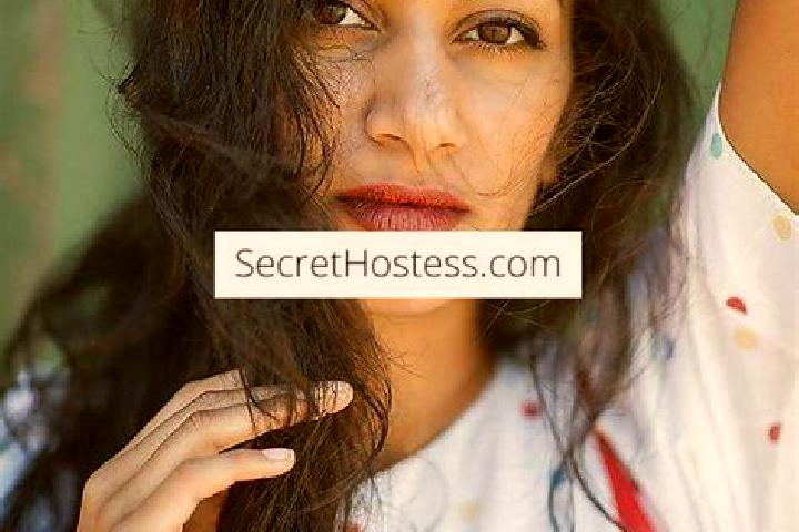 Mia, 29, a auburn amber-eyed indian companion based in Tharu Shah. Offering Deep French Kissing, Duos, A-Level, Travel Companion, CIM. Available for incall a...
