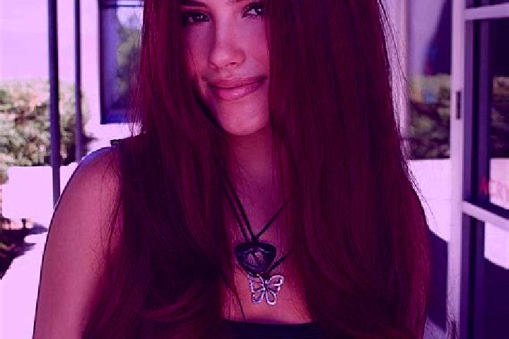 Mia, 29, a auburn dark-eyed caucasian companion based in Marly. Offering Travel Companion, Tantra, Couples, OWO. Available for incall and outcall, day and ev...