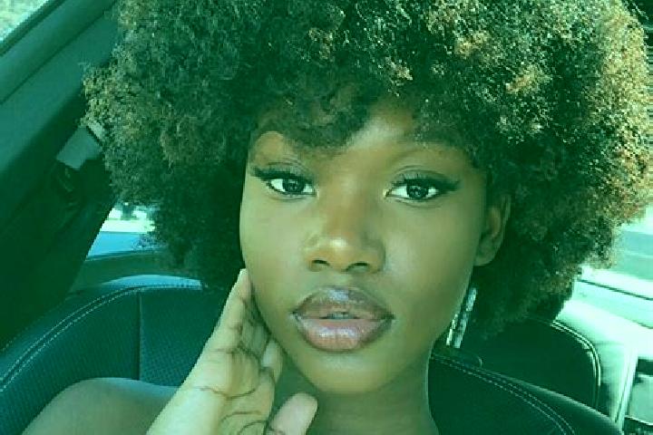 Mia, 29, a black dark-eyed ebony companion based in Karadipatti. Offering Party Girl, Overnight, OWO. Available for incall and outcall, overnight bookings av...
