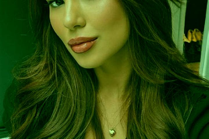 Mia, 29, a chestnut dark-eyed asian companion based in Halcombe. Offering CIM, Overnight, Travel Companion, Striptease. Available for incall and outcall, ove...
