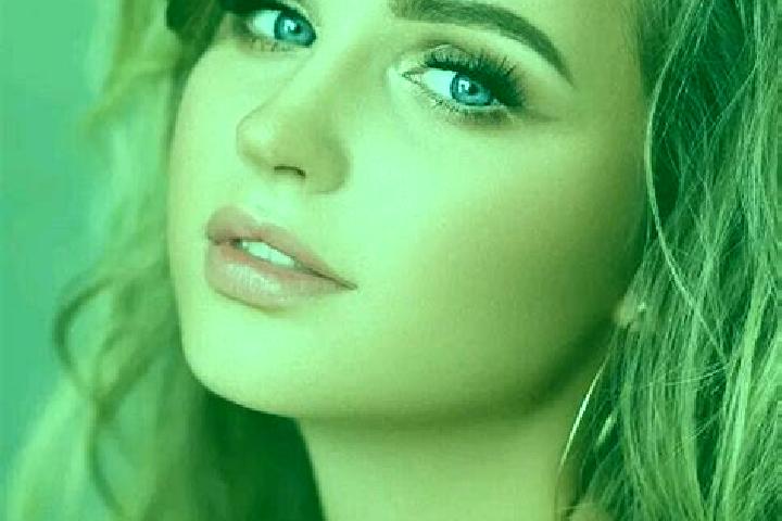 Mia, 29, a dark blonde blue-eyed middle eastern companion based in Exhall. Offering Dinner Date, Overnight, Massage, Party Girl. Available for incall and out...