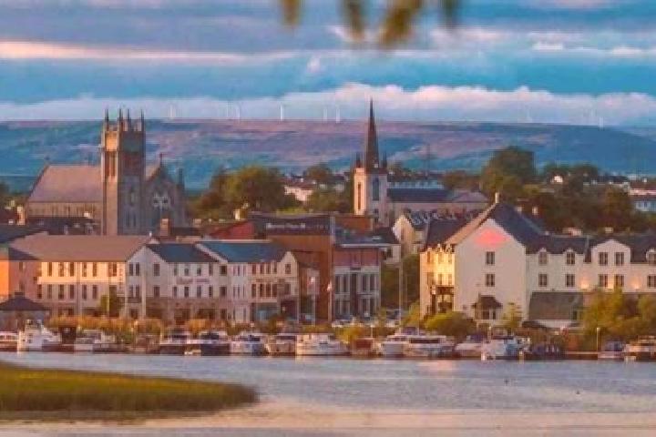 Mia, 29 — Escort in Carrick-on-Shannon, Ireland