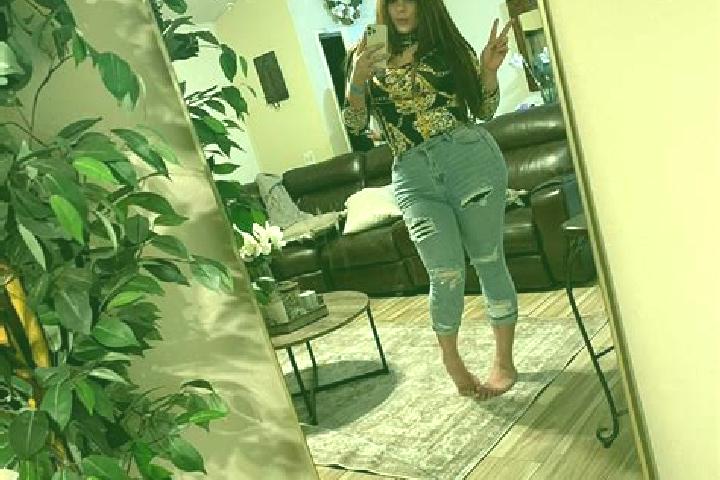 Mia, 29 — Escort in Knox City, United States
