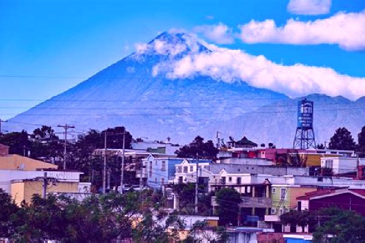 Mia, 29 — Escort in Villa Nueva, Guatemala