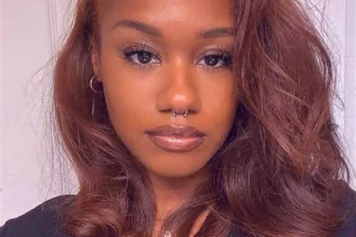 Mia, 30, a auburn amber-eyed ebony companion based in Fall River. Offering Overnight, A-Level, GFE, Deep French Kissing, Roleplay. Available for incall and o...
