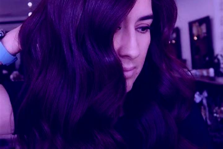 Mia, 30, a auburn dark-eyed mediterranean companion based in Uri. Offering CIM, Erotic Massage, BDSM. Available for incall and outcall, day and evening dates.