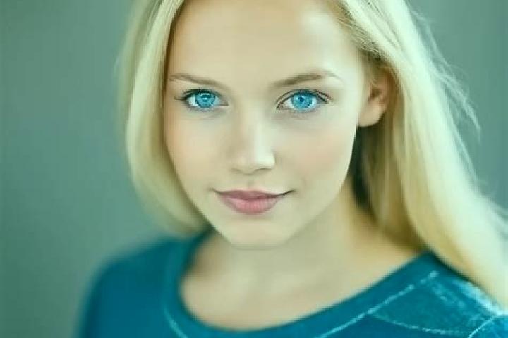 Mia, 30, a blonde blue-eyed ebony companion based in Aosta. Offering 69, Couples, Roleplay, Striptease, OWO. Available for incall and outcall, day and evenin...