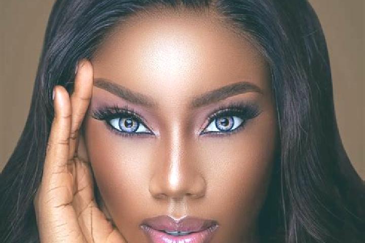 Mia, 30, a chestnut blue-eyed ebony companion based in Arbia. Offering Overnight, Domination, Travel Companion, Party Girl. Available for incall and outcall,...
