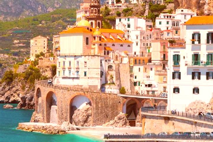 Mia, 30 — Escort in Aidone, Italy