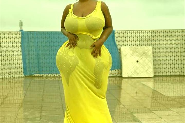 Mia, 30 — Escort in Kouassi-Kouassikro, Ivory Coast