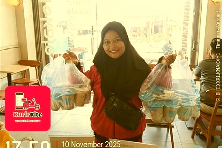 Mia, 30 — Escort in Sungaiduri, Indonesia