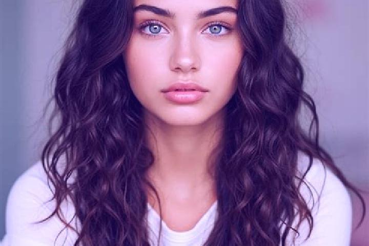 Mia, 31, a brunette amber-eyed mediterranean companion based in Kemzeke. Offering Duos, Deep French Kissing, Party Girl, Prostate Massage. Available for inca...