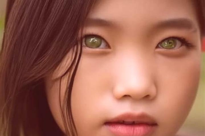 Mia, 31, a brunette green-eyed asian companion based in Sztabin. Offering Fetish, Girlfriend Experience, CIM. Available for incall and outcall, overnight boo...