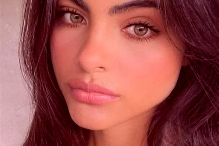 Mia, 31, a brunette green-eyed caucasian companion based in Sidi Redouane. Offering A-Level, Couples, CIM, Erotic Massage. Available for incall and outcall, ...