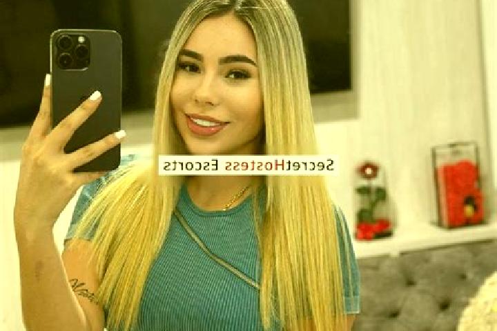 Mia, 31 — Escort in Santo Domingo del Prado, Peru