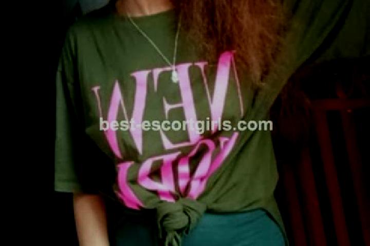 Mia, 32 — Escort in Douniani, Comoros