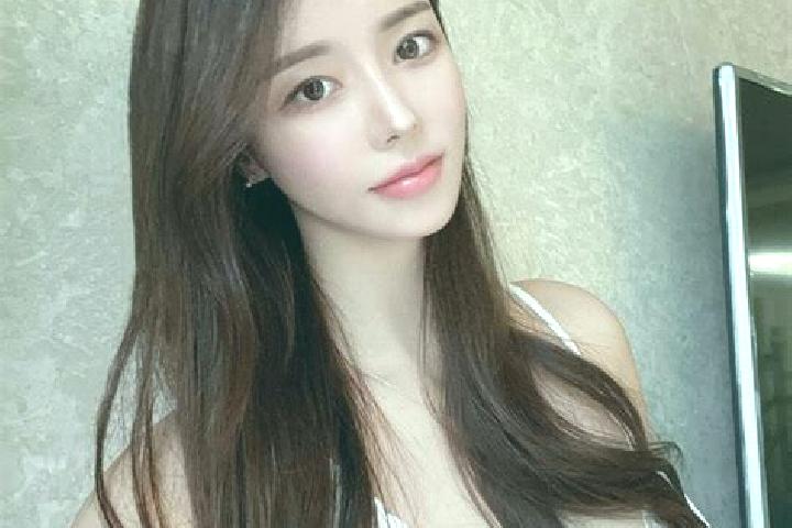 Mia, 32 — Escort in Jiushixia, China