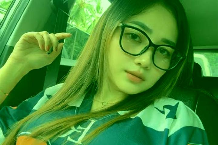 Mia, 32 — Escort in Likupang, Indonesia
