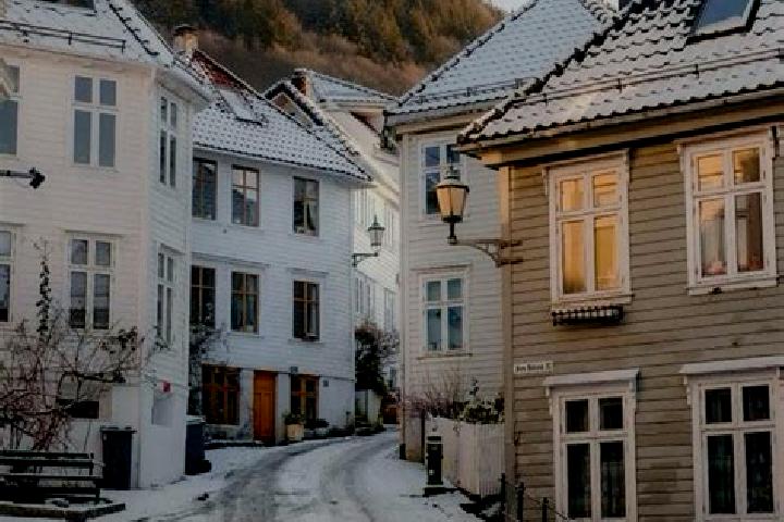 Mia, 32 — Escort in Loken, Norway