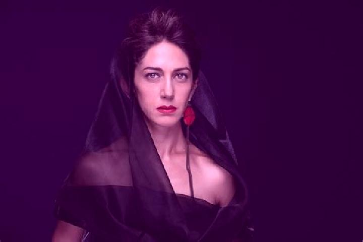 Mia, 32 — Escort in Nakhl-e Ebrahimi, Iran