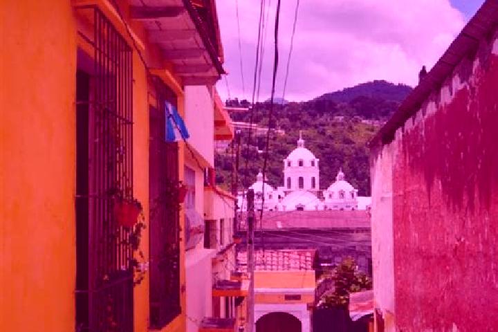 Mia, 32 — Escort in Quetzaltenango, Guatemala