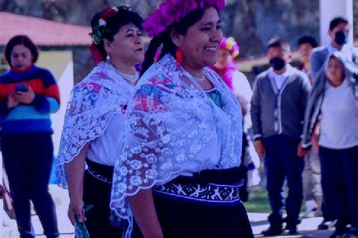 Mia, 32 — Escort in San Miguel Atlamajac, Mexico
