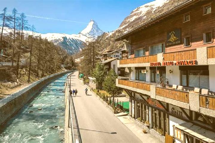 Mia, 32 — Escort in Zermatt, Switzerland
