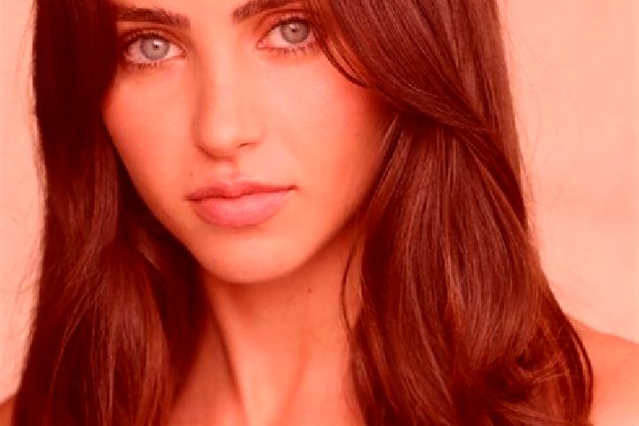 Mia, 33, a auburn dark-eyed latina companion based in Chafan Grande. Offering Domination, Party Girl, Erotic Massage, Duos, Girlfriend Experience. Available ...