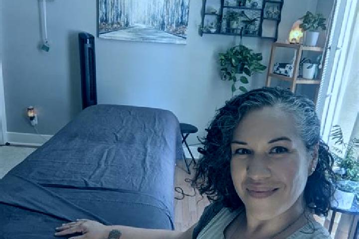 Mia, 33, a auburn grey-eyed slavic companion based in San Miguel Ejutla. Offering Massage, Erotic Massage, Travel Companion, BDSM. Available for incall and o...