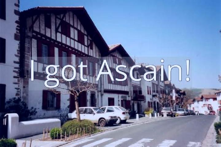 Mia, 33 — Escort in Ascain, France