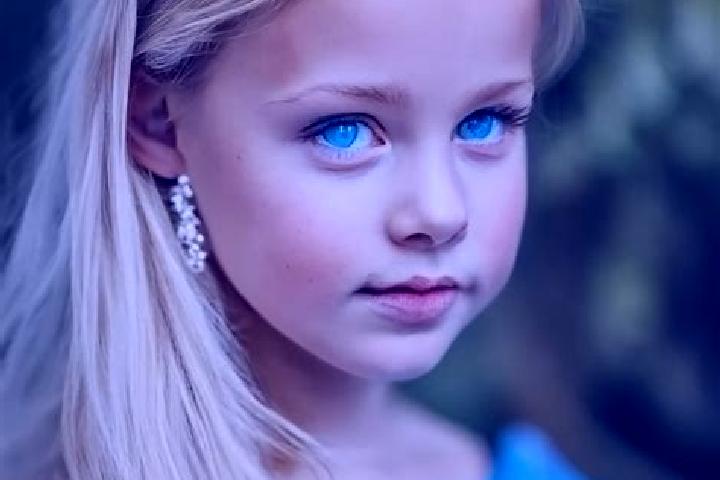 Mia, 34, a blonde blue-eyed indian companion based in Malmkoeping. Offering Dinner Date, Overnight, CIM, GFE. Available for incall and outcall, overnight boo...
