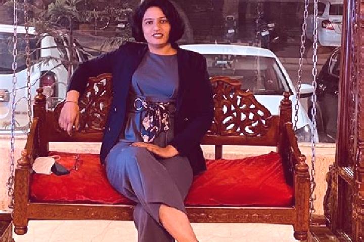 Mia, 34 — Escort in Jangra, China