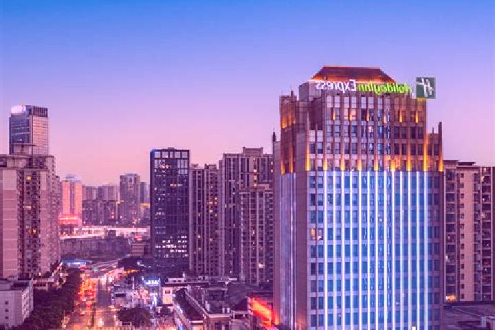 Mia, 34 — Escort in Jiazhou, China