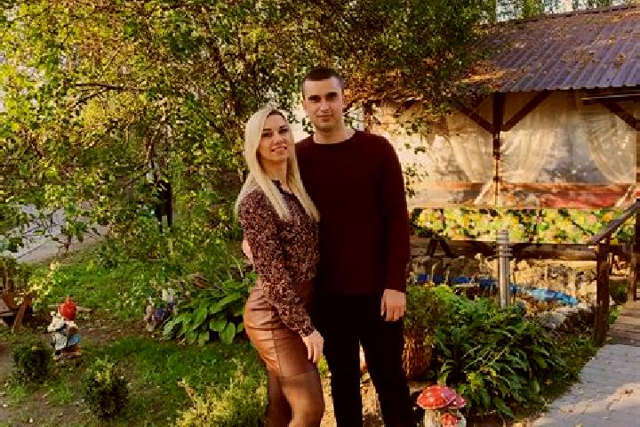 Mia, 34 — Escort in Krasnyye Chetai, Russia